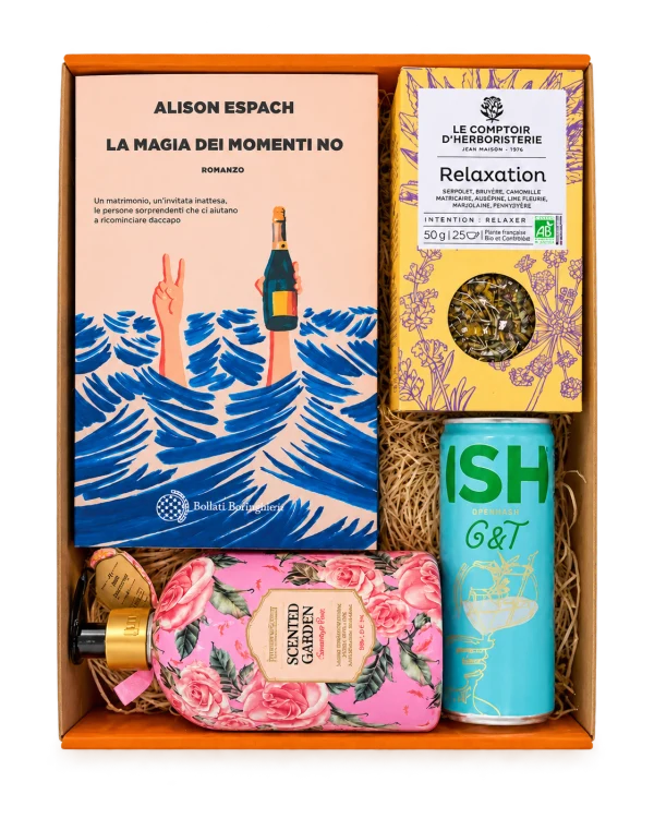 Box aperta con La magia dei momenti no, tisana Relaxation, bevanda analcolica e sapone floreale